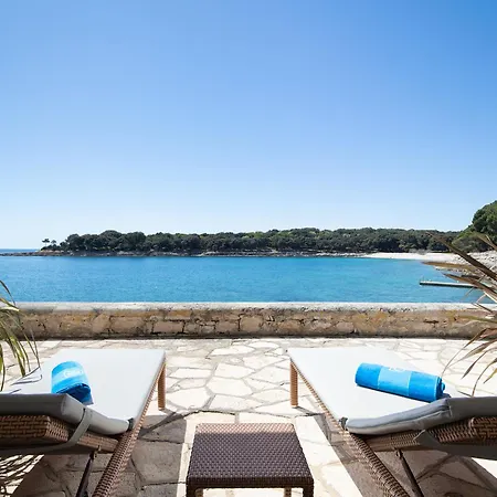 Primorka By Interhome *