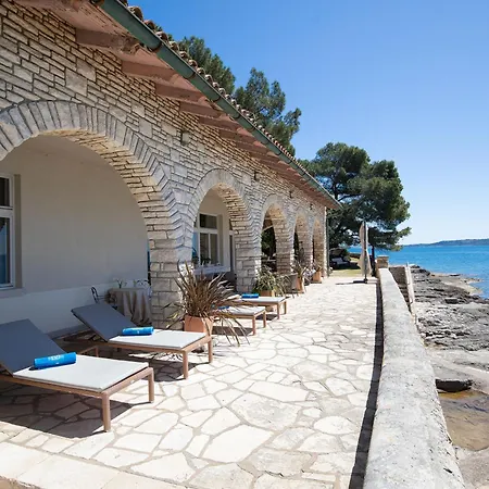 فيلة Primorka By Interhome *