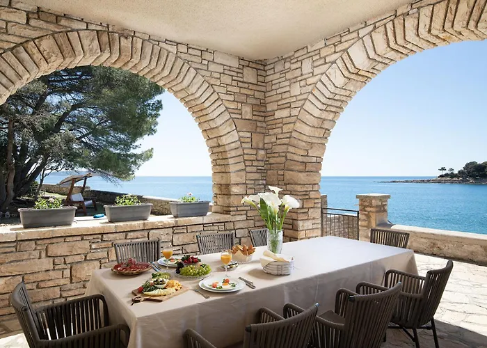 Primorka By Interhome Villa Pula